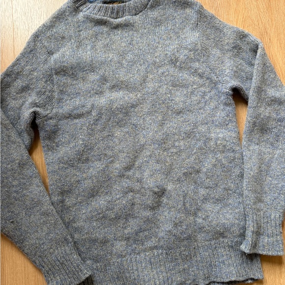 Eddie Bauer Men's Heathered Gray Crewneck Sweater - Picture 2 of 6